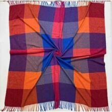 Grand foulard doux et chaud à motif de carreaux rehaussé de franges - 12 pièces