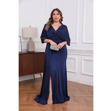 Robe de soirée longue grande taille à manches fluides et fente latérale