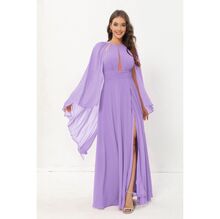 Robe longue en mousseline avec fente et cape volantée aux épaules