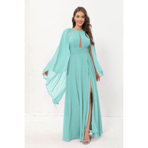 Robe longue en mousseline avec fente et cape volantée aux épaules