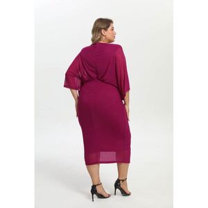 Robe de cérémonie à coupe midi drapée et manches chauve-souris pour grande taille