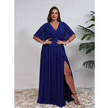 Robe maxi grande taille décolleté croisé et manches fluides avec fente raffinée