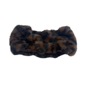 Bandeau d’hiver couvrant et large conçu en fausse fourrure