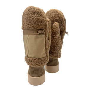 Moufles en fausse fourrure style mouton avec mini poche zippée