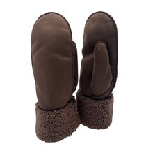 Moufles en simili daim à large revers de bouclette imitation mouton