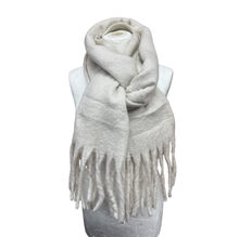 Écharpe chaude au tissage épais uni à grosses franges - 12 pièces