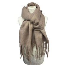 Écharpe chaude au tissage épais uni à grosses franges - 12 pièces