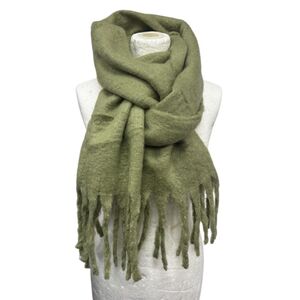 Écharpe chaude au tissage épais uni à grosses franges - 12 pièces