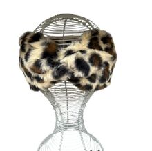 Bandeau en fausse fourrure à motif léopard et torsade avant - 12 pcs