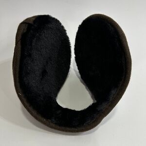 Cache-oreilles de grand diamètre avec moumoute intérieure épaisse