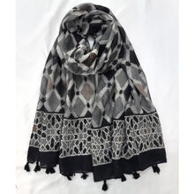 Foulard à motif géométrique avec finition en pompons - 12 pièces