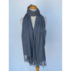 Écharpe douce unie à franges toucher cachemire