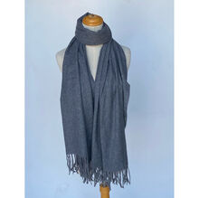 Écharpe douce unie à franges toucher cachemire