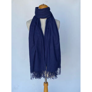 Écharpe douce unie à franges toucher cachemire