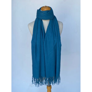 Écharpe douce unie à franges toucher cachemire
