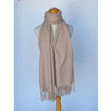 Écharpe douce unie à franges toucher cachemire