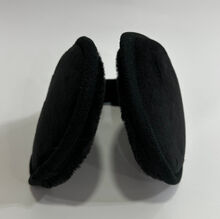 Cache-oreilles de grand diamètre avec moumoute intérieure épaisse noir