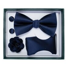 Coffret de 4 accessoires de costume pour homme (nœud papillon, broche, boutons de manchette et serviette)