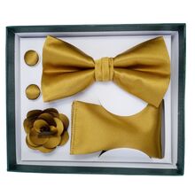 Coffret de 4 accessoires de costume pour homme (nœud papillon, broche, boutons de manchette et serviette)