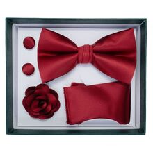 Coffret de 4 accessoires de costume pour homme (nœud papillon, broche, boutons de manchette et serviette)