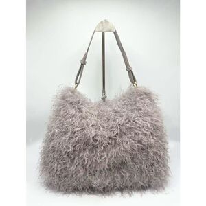 Grand sac hobo en fausse fourrure synthétique à texture moelleuse