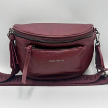 Sac banane similicuir souple Regina Schrecker à multipoches zippées