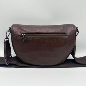 Sac banane similicuir souple Regina Schrecker à multipoches zippées