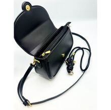 Sac à main zippé avec rabat aimanté à anse courte et bandoulière amovible