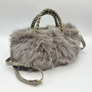 Sac à main chic en fausse fourrure à anses tressées et bandoulière amovible