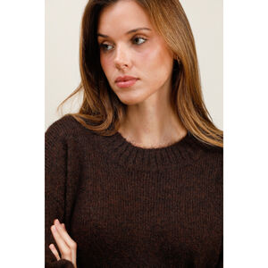 Pull oversize en maille douce confort avec des fentes latérales