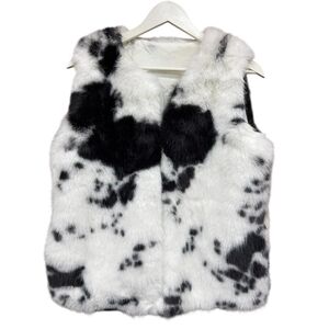 Gilet sans manches en fausse fourrure avec un imprimé vache