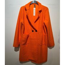 Manteau mi-long en bouclé doux à double boutonnage avec poches