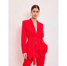 Veste de tailleur à col châle avec une ceinture à nouer à la taille