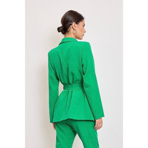 Veste de tailleur à col châle avec une ceinture à nouer à la taille