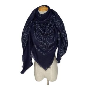 Écharpe en viscose et laine à motif façon paisley et bords effilochés