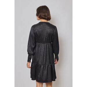 Robe fluide à imprimé léopard avec décolleté en V et volants