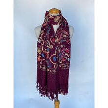 Écharpe épaisse à motif floraux brodés avec des accents de strass