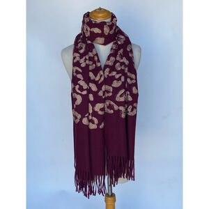 Écharpe épaisse à motif léopard parsemée de strass scintillant