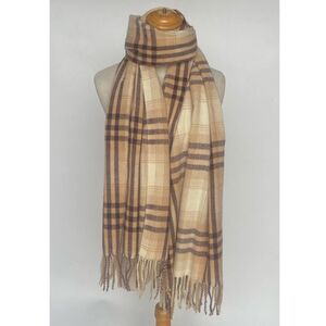 Écharpe plaid classique à carreaux emblématique avec franges épaisses et torsadées