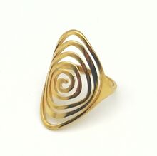 Bague en acier inoxydable à motif d'un grand design spirale ajourée