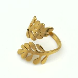 Bague en acier inoxydable avec motif en forme de rameaux d'olivier