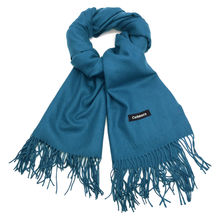 Écharpe rectangulaire unie à extrémités frangées bleu turquoise
