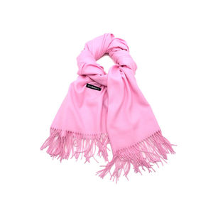 Écharpe rectangulaire unie à extrémités frangées rose