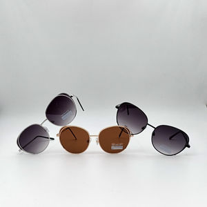 Lunettes de soleil à monture arrondie métallique avec verres teintés