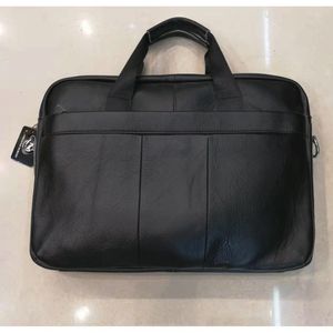 Cartable porte ordinateur en cuir de vachette noir