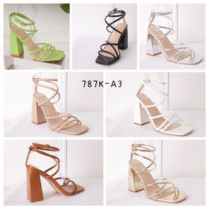 Sandale talon évasé et lanières croisées taille 36-41