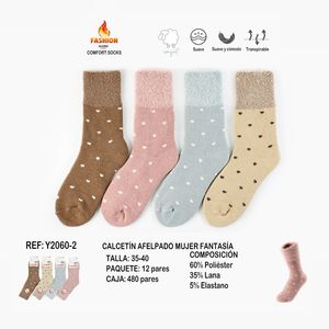 Chaussettes en polaires chaudes à motif coeurs pour femme/enfant