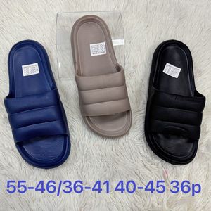 Mules de type slide femme à 3 bandes horizontales en relief