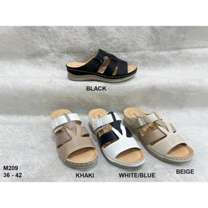 Mules sur talon compensé en simili cuir avec perforations