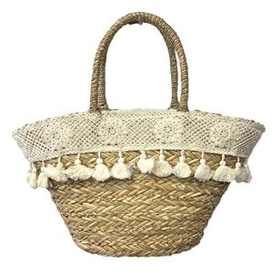 Sac de plage en paille orné de dentelle crochetée avec des pompons